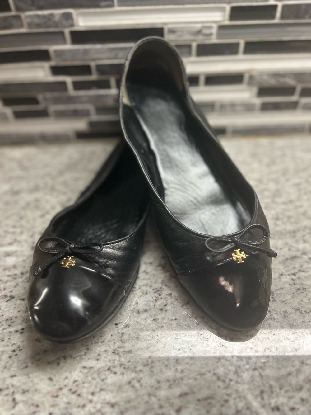 Tory Burch Black Goat Leather & Cap Toe Ballet Flats w/Gold Logo size 10.5